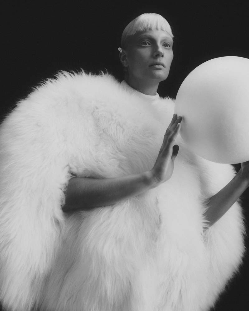 L’Officiel Singapore | Leni