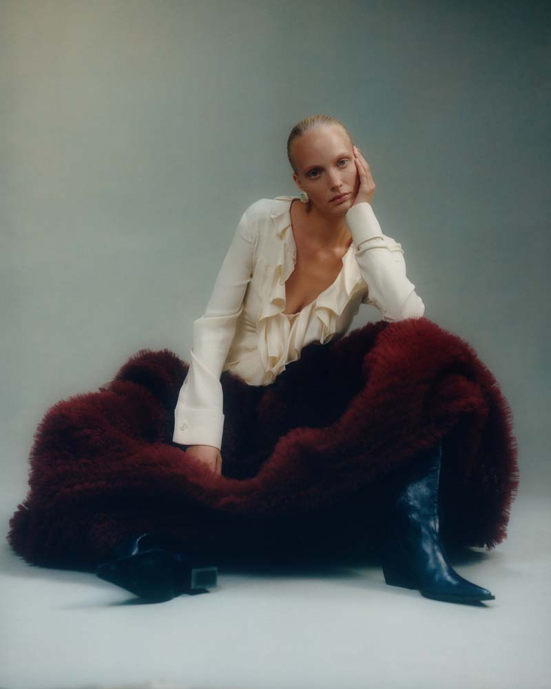 L’Officiel Singapore | Leni