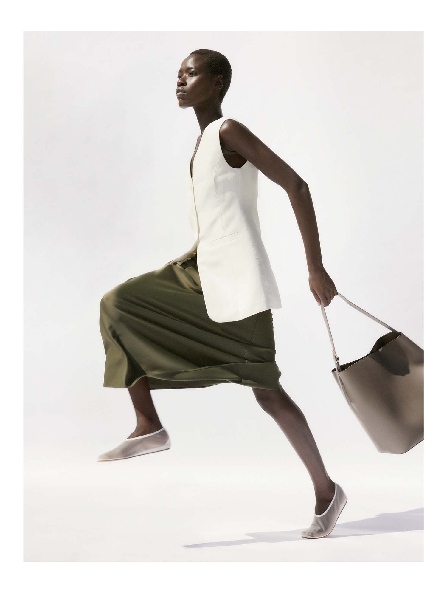 H&M | Awar