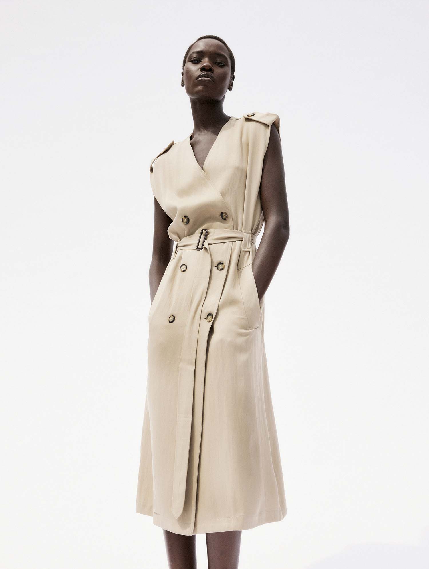 H&M | Awar