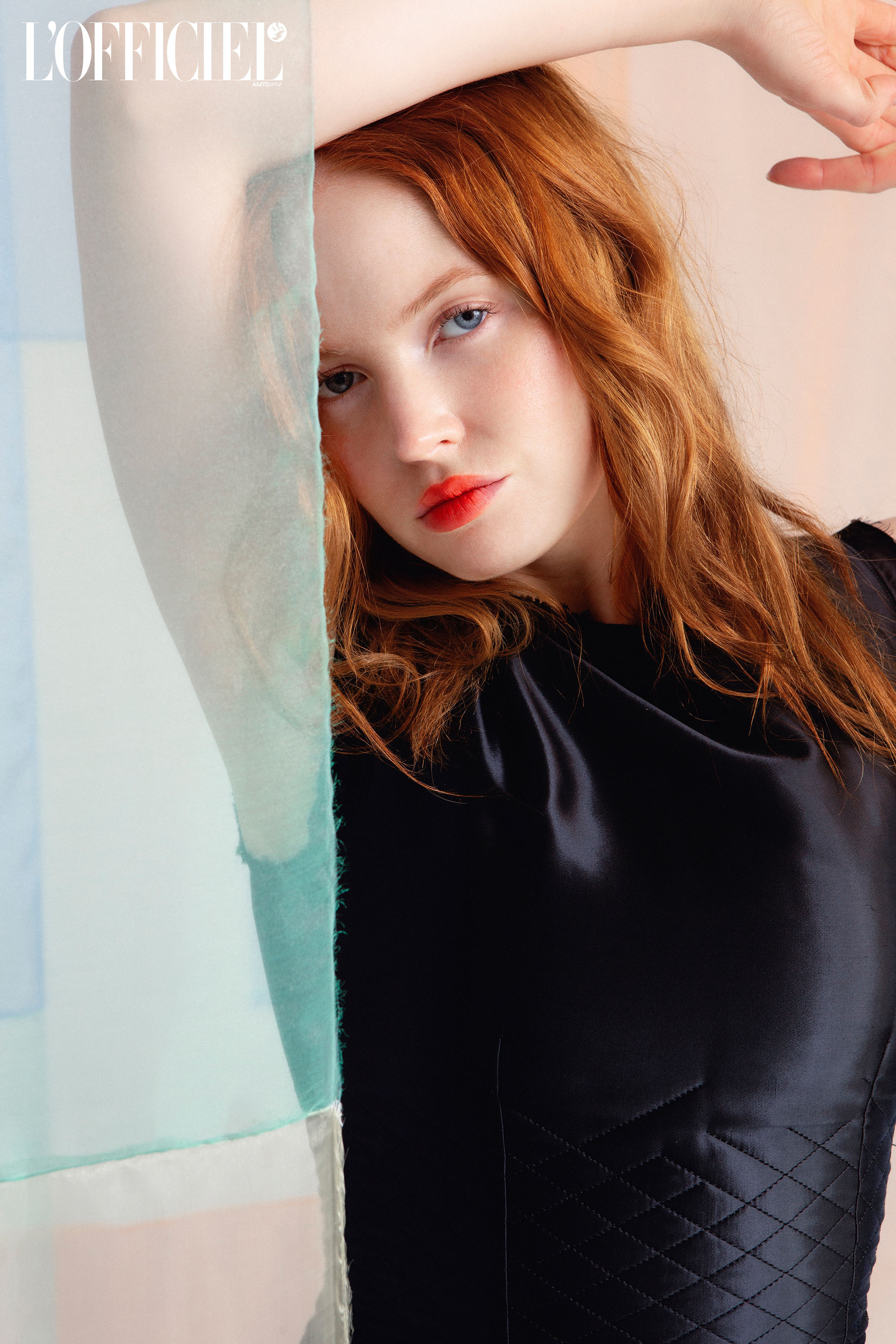 L’Officiel USA | Ellie Bamber